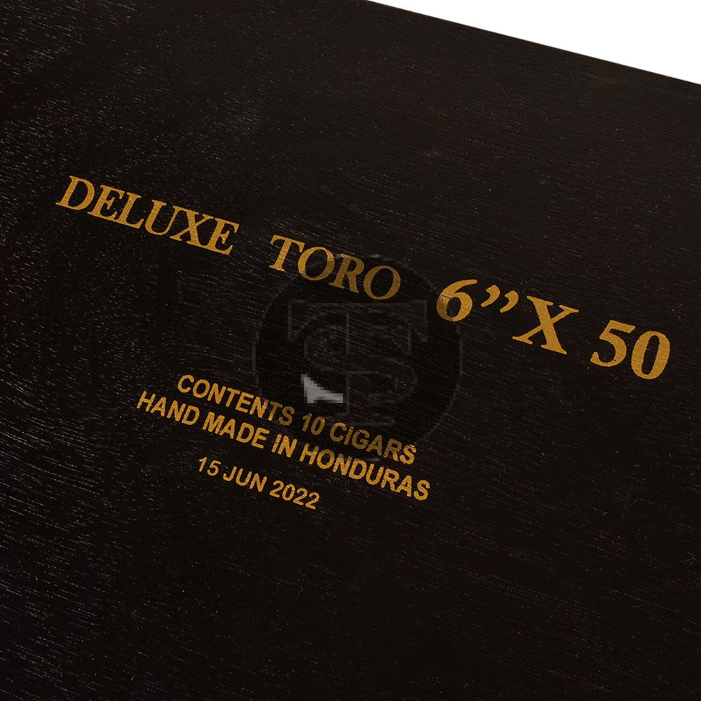 Rocky Patel 1999 Vintage Deluxe Toro Tubo Cigars Box of 10