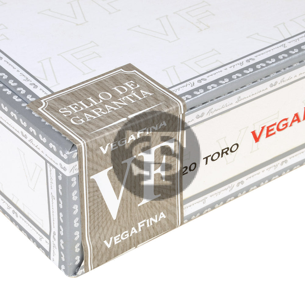 Vega Fina Toro Cigars Box of 20
