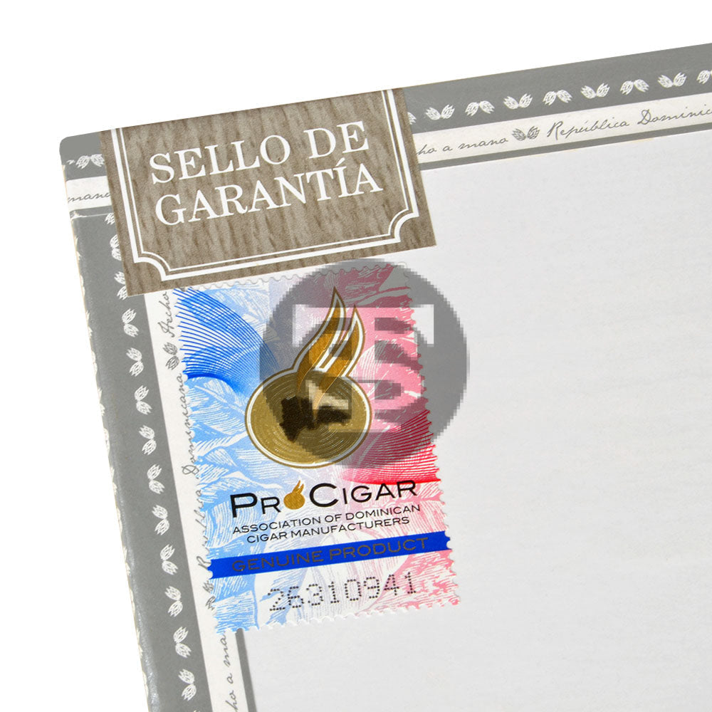 Vega Fina Toro Cigars Box of 20