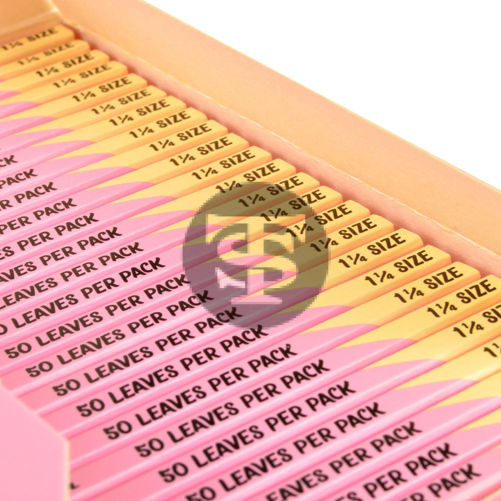 Blazy Susan Pink Rolling Papers | 1 1/4 (1.25) | Pack of 50