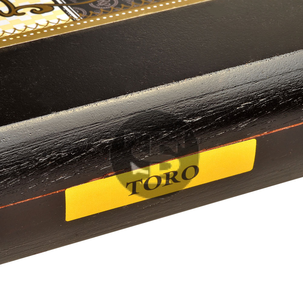 Rocky Patel 1999 Vintage Deluxe Toro Tubo Cigars Box of 10